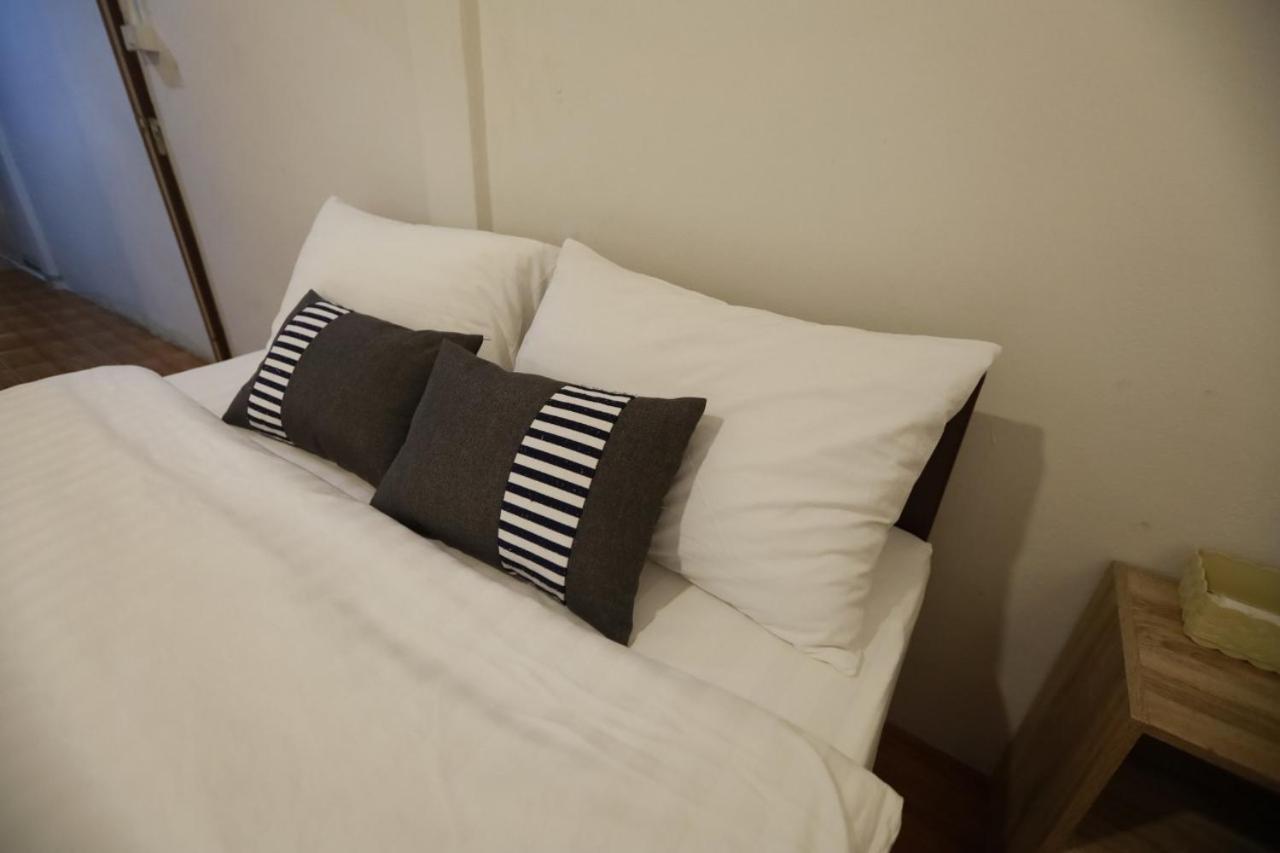 Banana Hostel Donmuang 曼谷 外观 照片