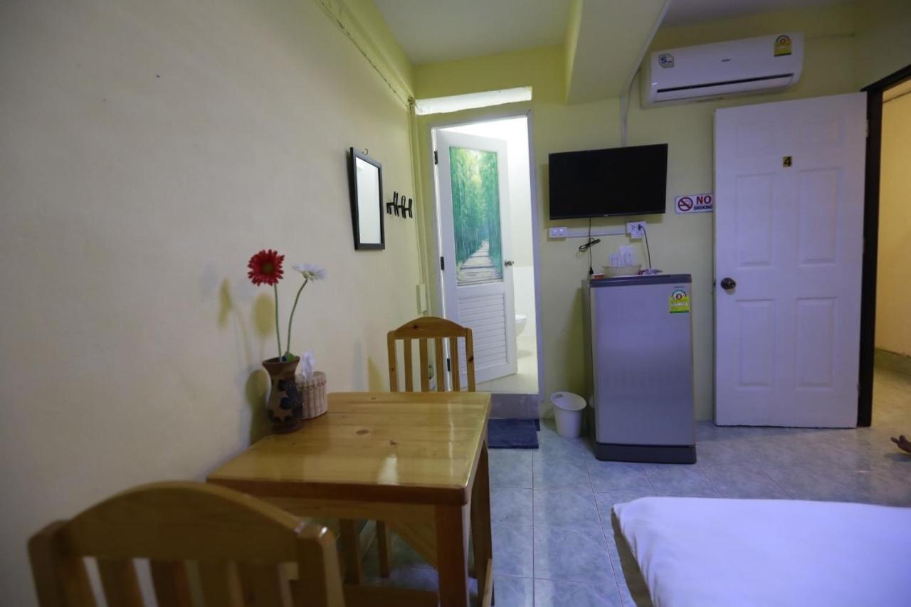 Banana Hostel Donmuang 曼谷 外观 照片